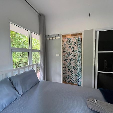 Ananas Samui Hostel Laem Set Beach Екстер'єр фото